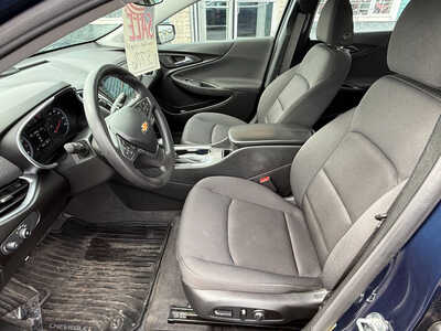 2020 Chevrolet Malibu, $13776. Photo 7