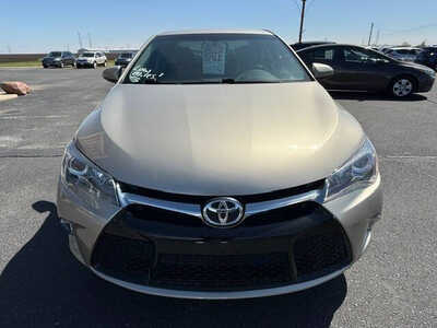 2016 Toyota Camry, $14976. Photo 3