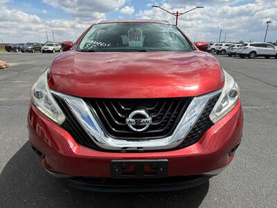 2016 Nissan Murano, $14876. Photo 3