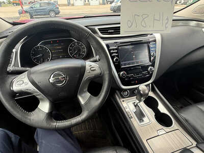 2016 Nissan Murano, $14876. Photo 6