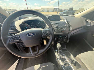 2018 Ford Escape, $11676. Photo 9
