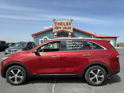 2016 Kia Sorento, $11676. Photo 1