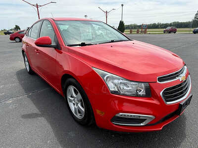 2016 Chevrolet Cruze, $5976. Photo 4