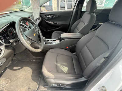 2022 Chevrolet Malibu, $14876. Photo 9