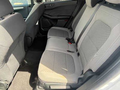 2022 Ford Escape, $16876. Photo 8