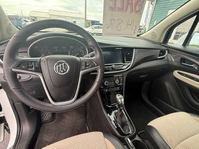 2022 Buick Encore, $14876. Photo 10