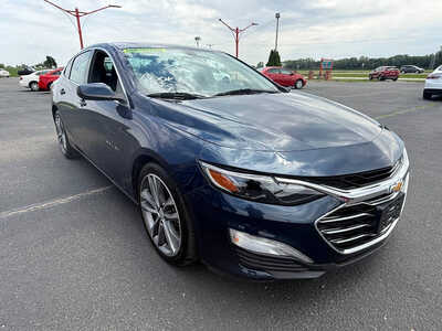 2022 Chevrolet Malibu, $13676. Photo 3