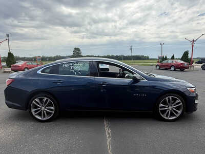 2022 Chevrolet Malibu, $13676. Photo 5