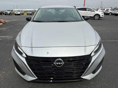 2024 Nissan Altima, $18676. Photo 4