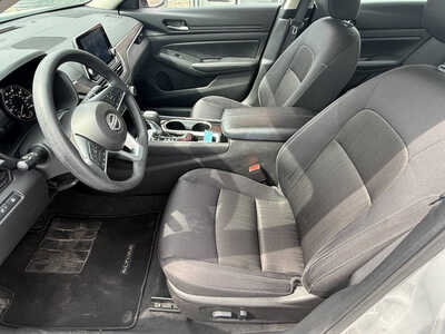 2024 Nissan Altima, $18676. Photo 8
