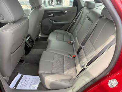 2019 Chevrolet Impala, $16976. Photo 9