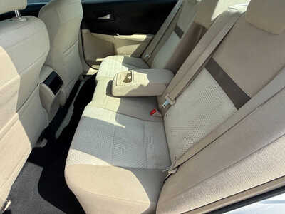 2014 Toyota Camry, $14676. Photo 9