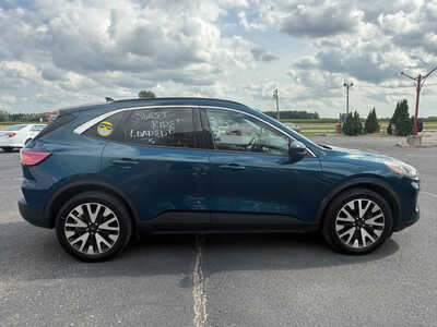 2020 Ford Escape, $17676. Photo 5