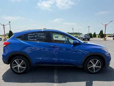 2022 Honda HR-V, $17676. Photo 5