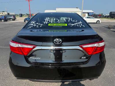 2017 Toyota Camry, $15976. Photo 6