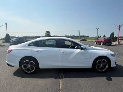 2019 Chevrolet Malibu, $12876. Photo 5