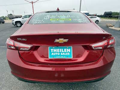 2019 Chevrolet Malibu, $13976. Photo 5