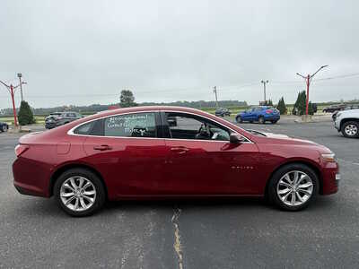 2019 Chevrolet Malibu, $13976. Photo 6