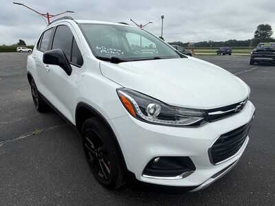2020 Chevrolet Trax, $12976. Photo 4