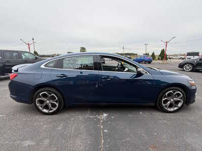 2019 Chevrolet Malibu, $12976. Photo 5