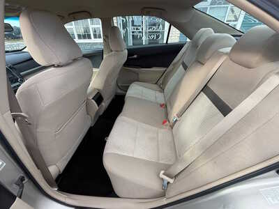 2014 Toyota Camry, $13876. Photo 10