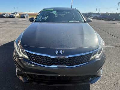2020 Kia Optima, $13976. Photo 3