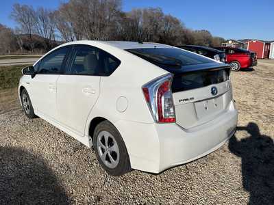 2015 Toyota Prius, $15900. Photo 4