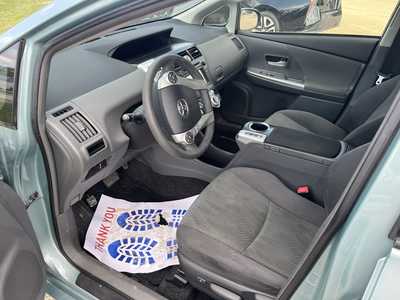 2014 Toyota Prius, $15900. Photo 5