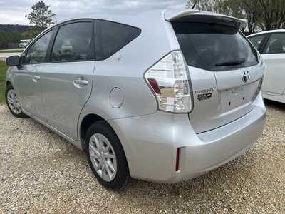 2012 Toyota Prius, $11900. Photo 3