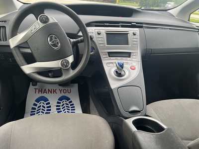 2015 Toyota Prius, $15900. Photo 6