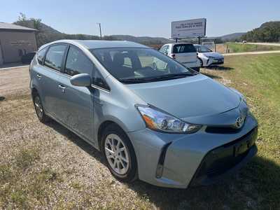 2017 Toyota Prius, $17900. Photo 2