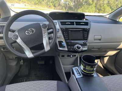 2017 Toyota Prius, $17900. Photo 6