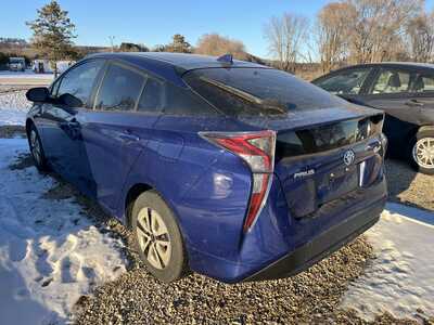 2017 Toyota Prius, $16500. Photo 3