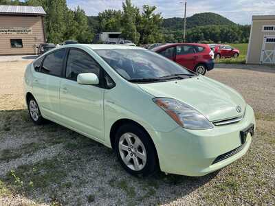 2008 Toyota Prius, $7500. Photo 2