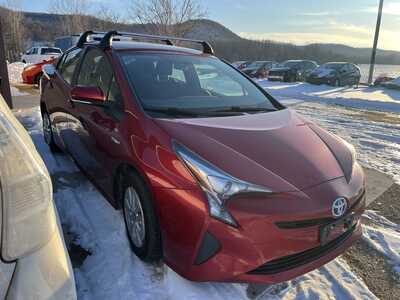 2016 Toyota Prius, $0. Photo 2