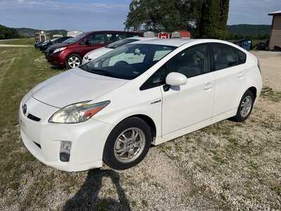 2010 Toyota Prius, $3750. Photo 1