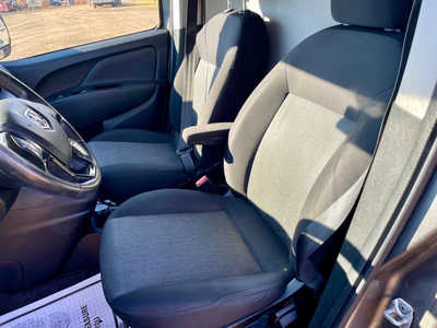 2015 RAM ProMaster City, $9998. Photo 10