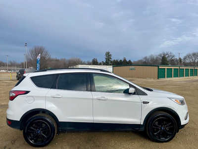 2018 Ford Escape, $10998. Photo 6