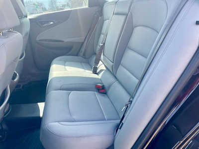 2020 Chevrolet Malibu, $10998. Photo 11