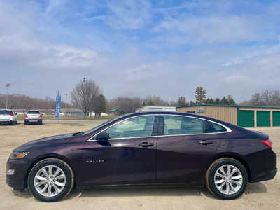 2020 Chevrolet Malibu, $10998. Photo 2