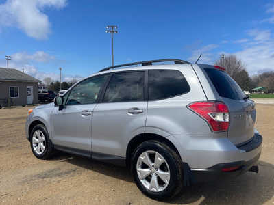 2015 Subaru Forester, $7998. Photo 3