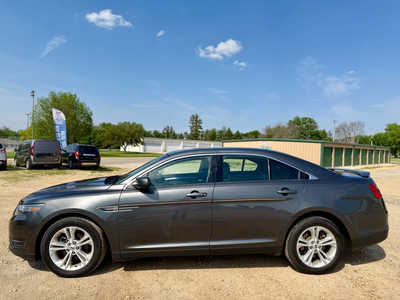 2016 Ford Taurus, $12998. Photo 2