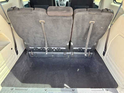 2014 Dodge Caravan, Grand, $5998. Photo 12