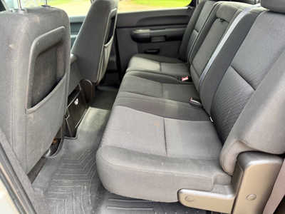 2011 Chevrolet 1500 Crew Cab, $13998. Photo 10