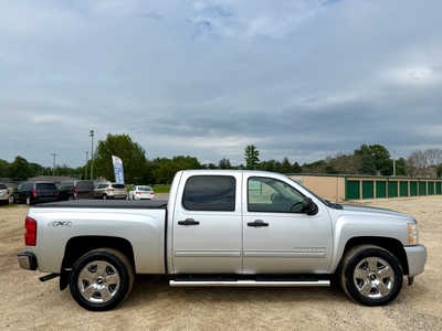 2011 Chevrolet 1500 Crew Cab, $13998. Photo 5