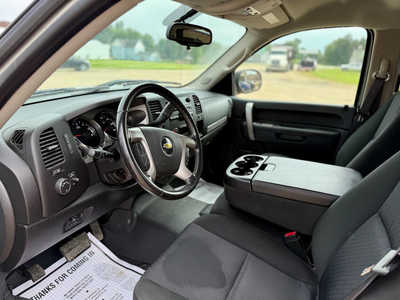 2011 Chevrolet 1500 Crew Cab, $13998. Photo 8