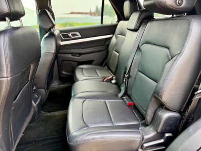 2016 Ford Explorer, $12998. Photo 11