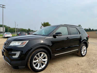 2016 Ford Explorer, $12998. Photo 1