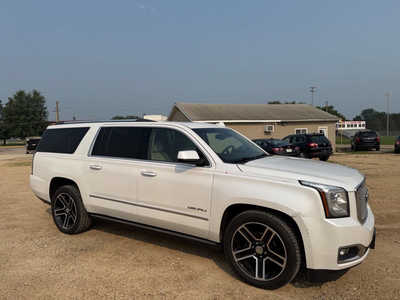 2017 GMC Yukon XL, $0. Photo 7