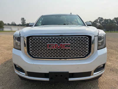 2017 GMC Yukon XL, $0. Photo 8